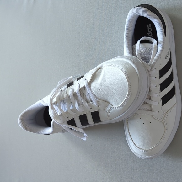 Adidas White & Black TriStripe Sneakers, W9 - Picture 3 of 5